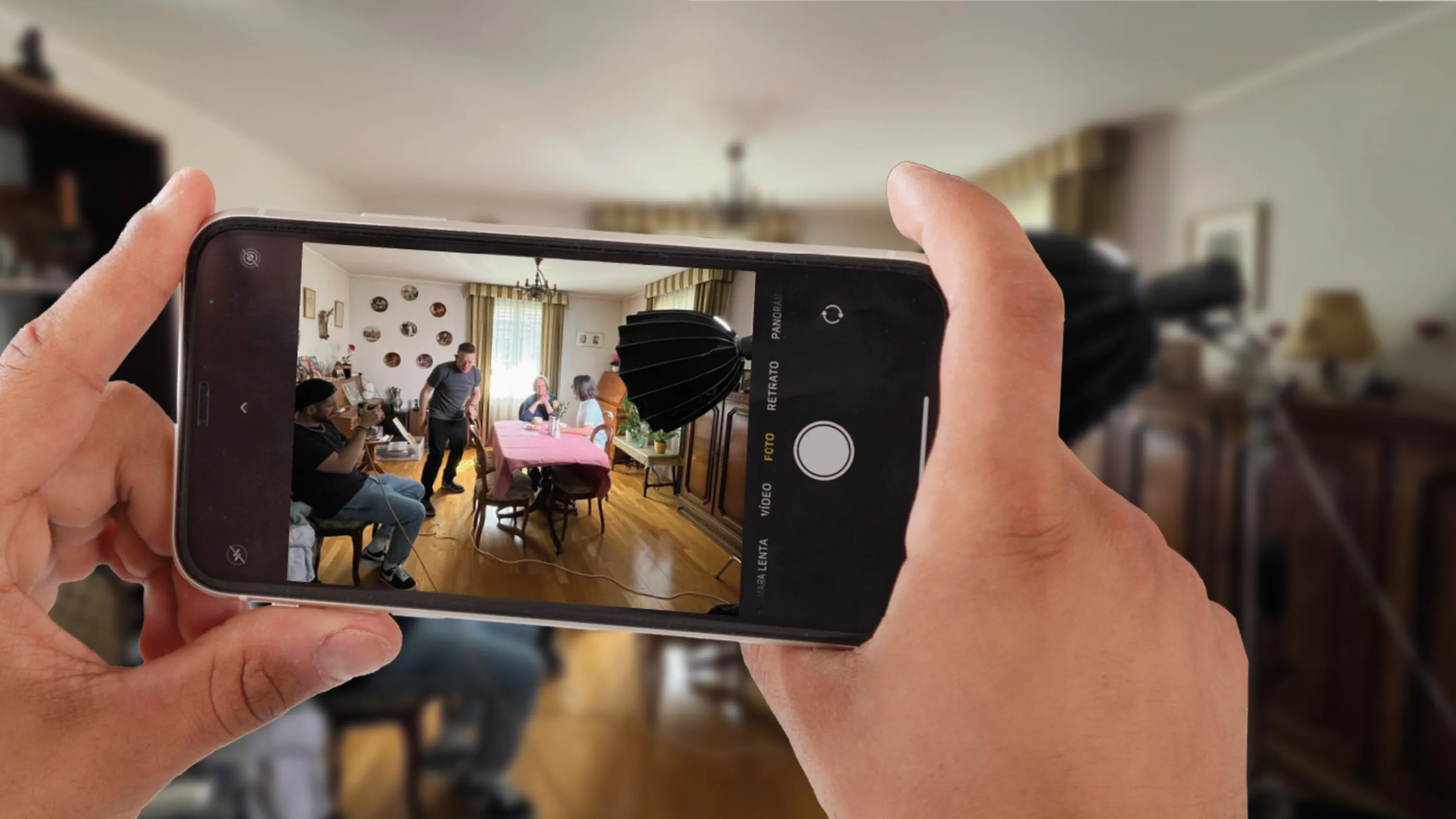 Le riprese dello spot televisivo sulla solitudine nella terza età a cura di Pro Senectute Svizzera