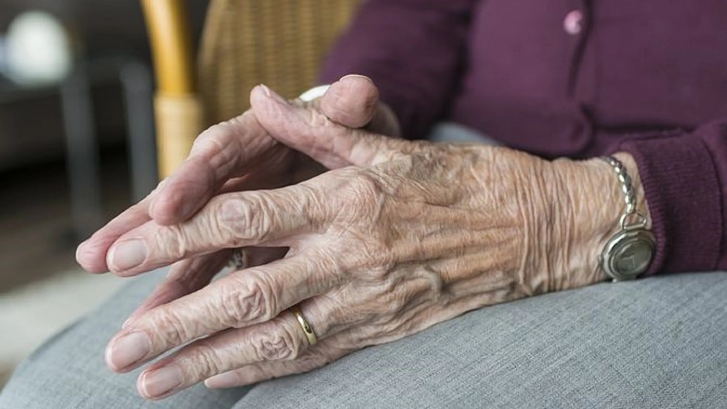 spenden, zuger seniorinnen und senioren in notlagen